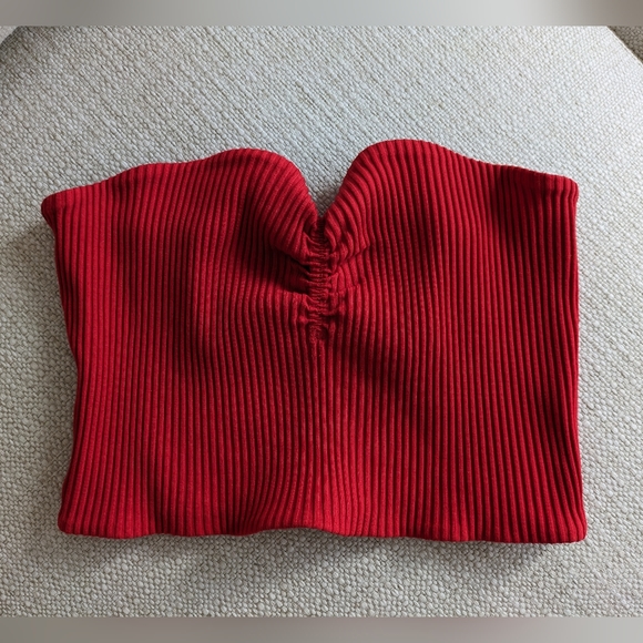 Wilfred Ribbed Tube Top - Picture 2 of 9